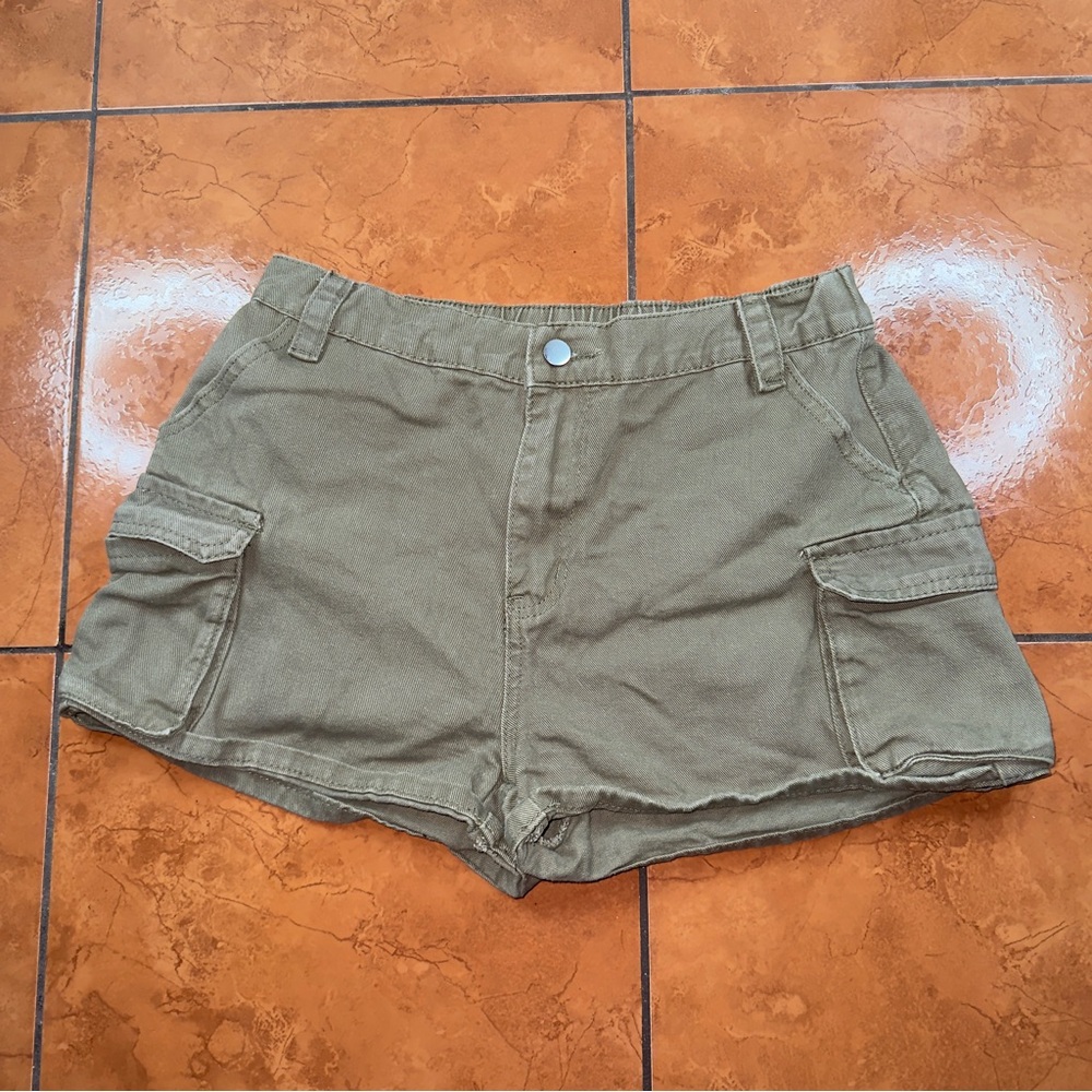 Women’s Olive Green Cargo Shorts L Utility Military Style Cotton Pockets Y2K